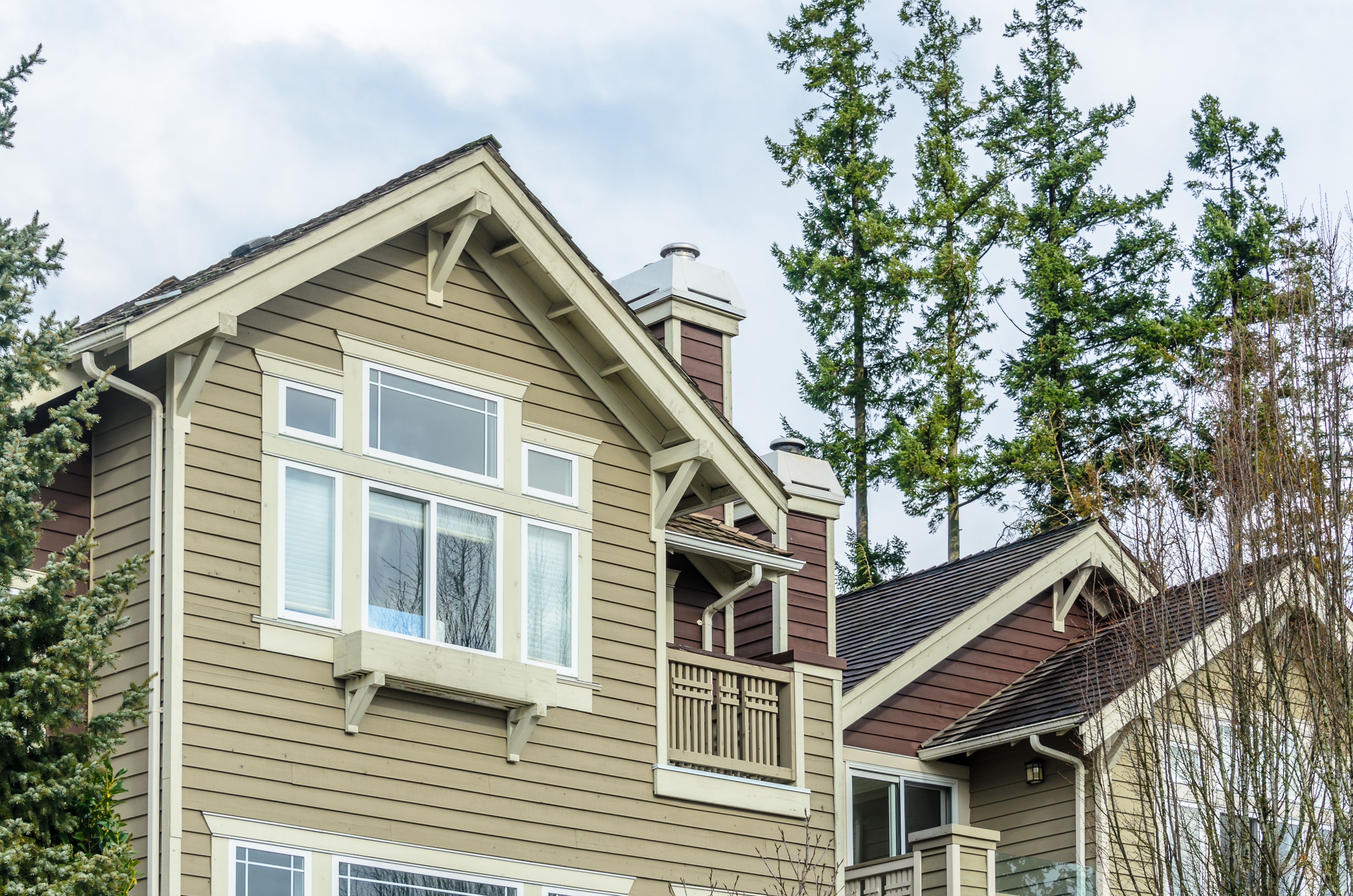 Can You Paint Exterior Cedar Wood? Here's What You Need to Know!